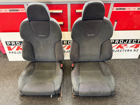 Suede Blue/Black Recaro Seats